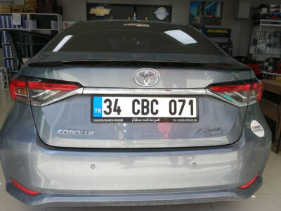 Corolla 2019 Anatomik Spoiler Parlak Siyah - 5