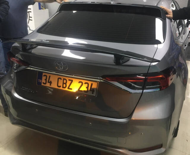 Corolla 2019 Cam Üstü Spoiler Boyasız - 5