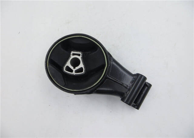 Motor Kulağı Cruze Arka Şanzıman İthal - 1