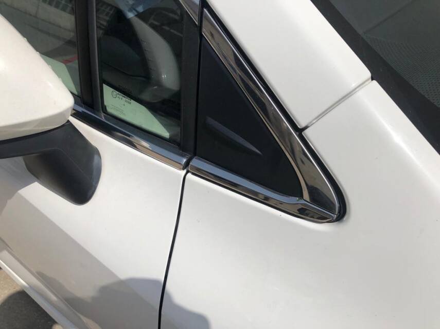 Toyota Corolla 2019 Sonrası Cam Altı Krom S Dizayn - 3