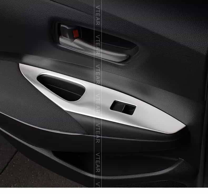 Toyota Corolla 2019 Sonrası E210 Kasa İç Kapı Kol Dayama Cam Düğme Kaplama - 6